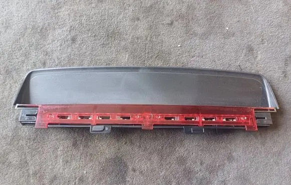 BMW 5 F10 F11 Third/center stoplight 7230799 7230801