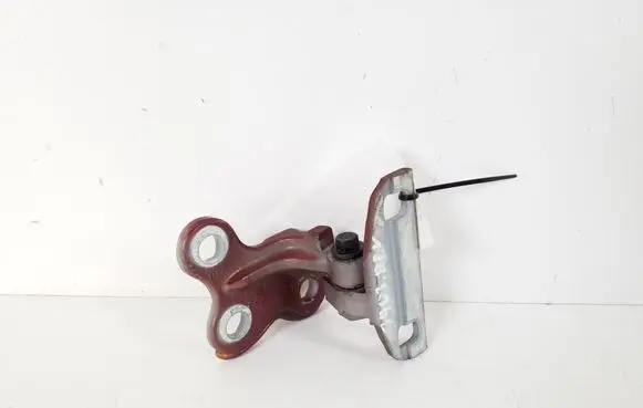 Volvo V60 Front door upper hinge 31299543