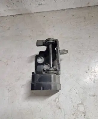 Citroen C5 Front door upper hinge 