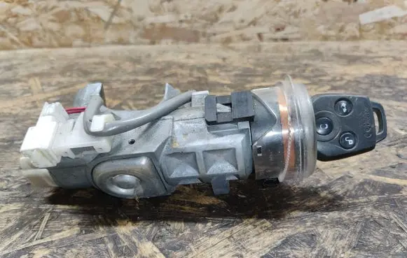 Subaru Forester SH Ignition lock