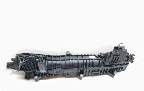 BMW 5 F10 F11 Intake manifold 7811909