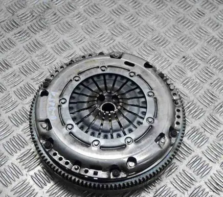 Audi Q2 - Clutch set kit 04C141025R 04C141031H