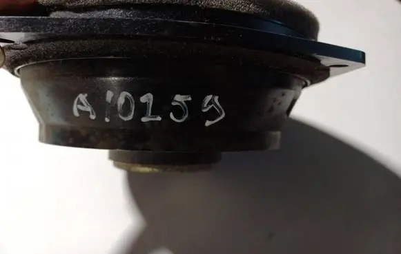 Mitsubishi Pajero Front door speaker MR301667