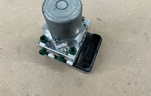 Mercedes-Benz GLE W167 ABS Pump A1679003826 A025A116A A023J861