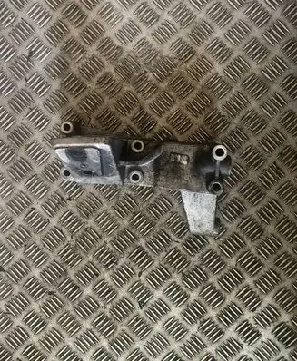 Iveco Daily 6th gen Engine mounting bracket 504385663