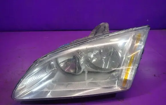 Ford Focus C-MAX Headlight/headlamp 