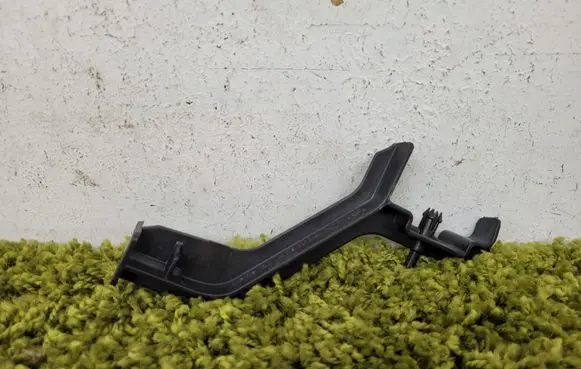 Smart ForTwo II Floor mat clip fixing clamp 0004316