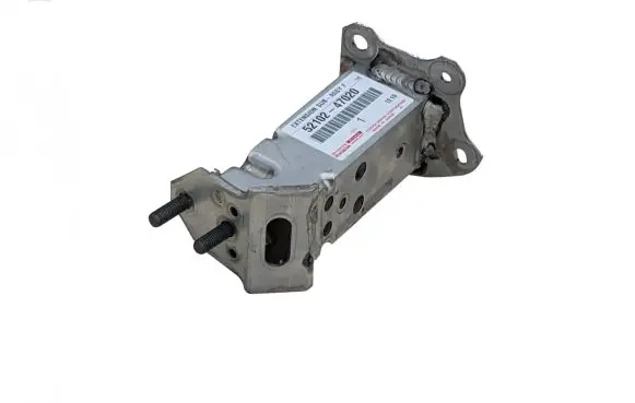Toyota Prius (XW50) Other exterior part 52102-47020