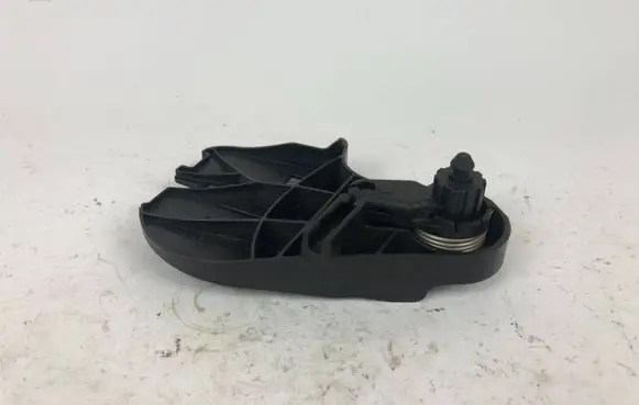 Porsche Macan (95B) Engine bonnet (hood) release handle 8R1823633