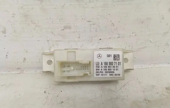 Mercedes-Benz C W204 Light module LCM A1669007101 A1669010201 A1669021401