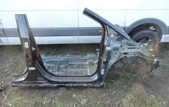 Citroen C3 Aircross Pillar (middle) KVG