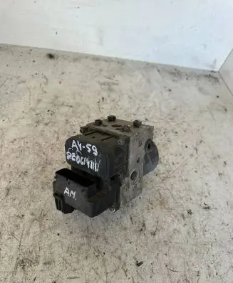 Volkswagen PASSAT B5 ABS Pump 273004282