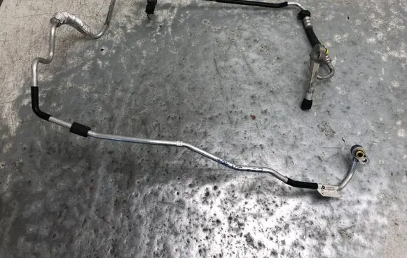 BMW 1 E81 E87 Air conditioning (A/C) pipe/hose 9224831BILI 9224831