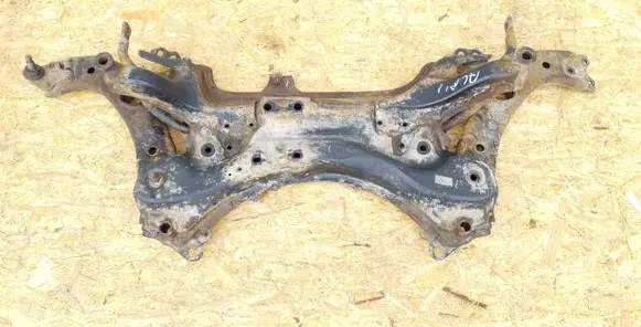 Toyota Auris 150 Front subframe 5120102101 5120102102