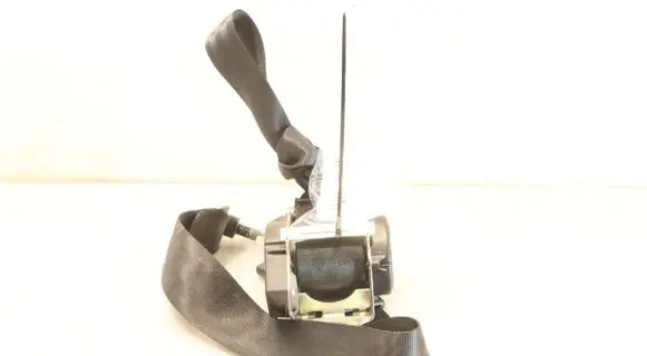 Fiat Tipo Rear seatbelt