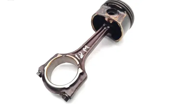 Ford Ka Piston with connecting rod 
