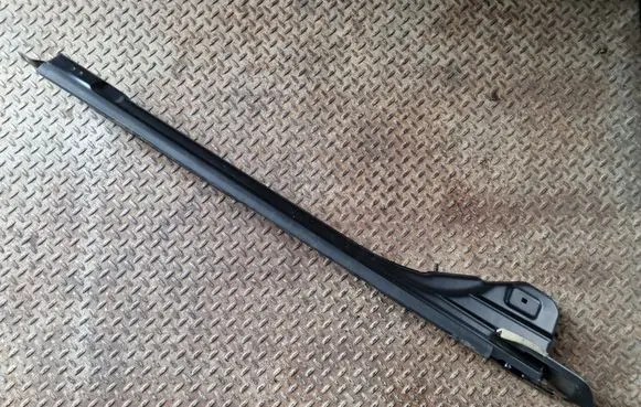 Volkswagen Sharan Sliding door bottom rail 7N0843851F