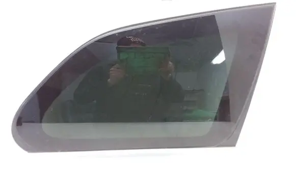 Volvo XC60 Rear side window