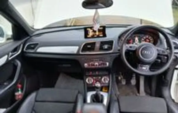 Audi Q3 8U Screen/display/small screen 8U0857273B