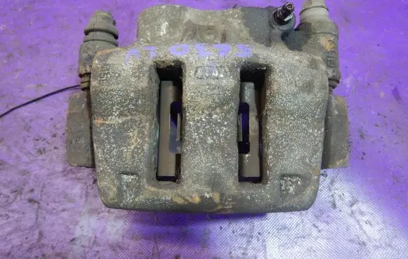 Renault Master II Front brake caliper