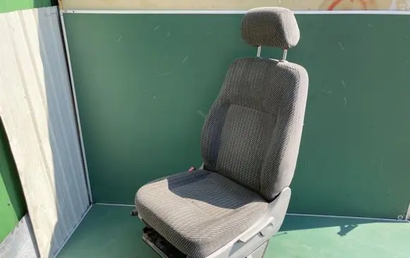 Volkswagen Transporter - Caravelle T5 Front driver seat 7H0881202 7H0881201