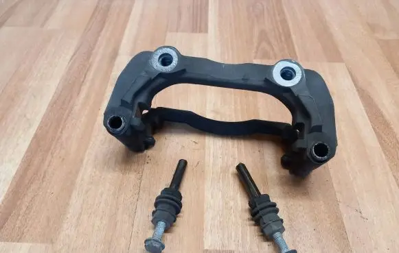 Mercedes-Benz C W204 Front Brake Caliper Pad/Carrier A2044210994