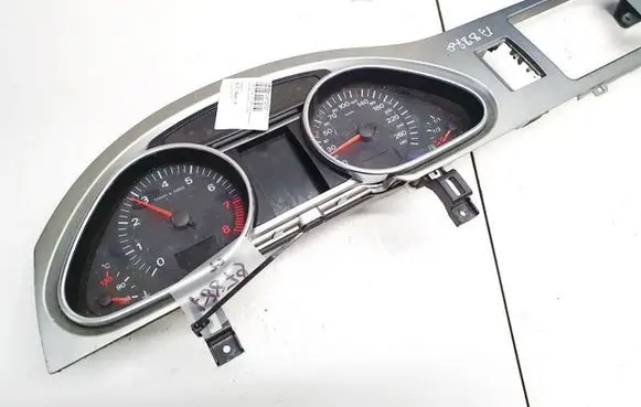 Audi Q7 4L Speedometer (instrument cluster)