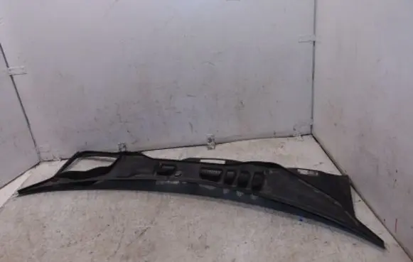Volvo S70 V70 V70 XC Wiper trim 9127584