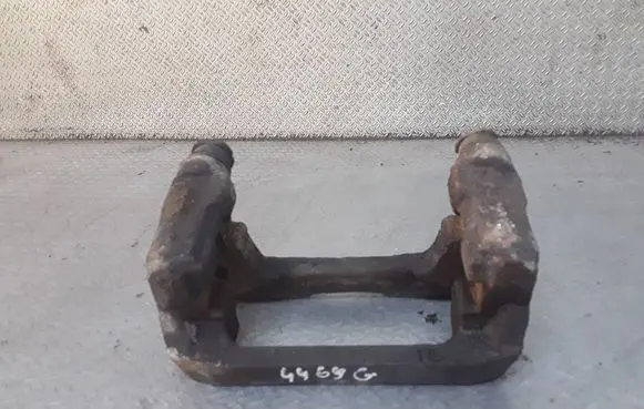 Mazda CX-7 Brake caliper pad carrier rear 