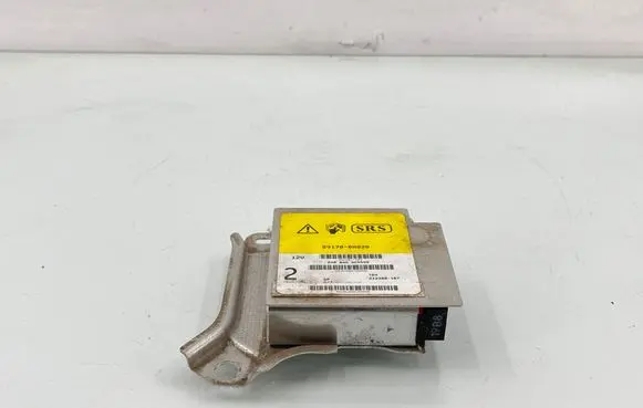 Toyota Aygo AB10 Airbag control unit/module 891700H020 212388107