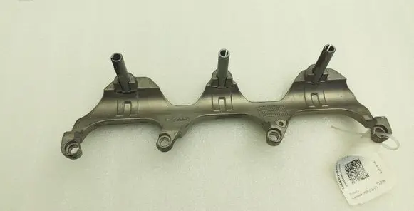 Porsche Cayenne (92A) Fuel Injector clamp holder 06E133340E