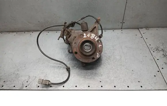 Citroen Berlingo Front wheel hub spindle knuckle 