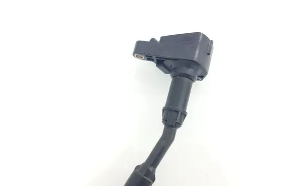 Ford Escape III High voltage ignition coil DS7G12A366BB DS7G12A366 D5E1G6Z28