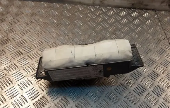 Audi A4 S4 B7 8E 8H Passenger airbag