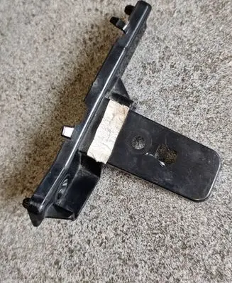 BMW X6 G06 Fender mounting bracket 7478846 51117478846