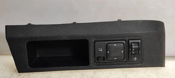 Nissan Micra Wing mirror switch 68485AX700 68485
