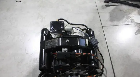 Land Rover Range Rover L322 Air suspension compressor/pump 6H42-3B484-HA RQU500690 0002056