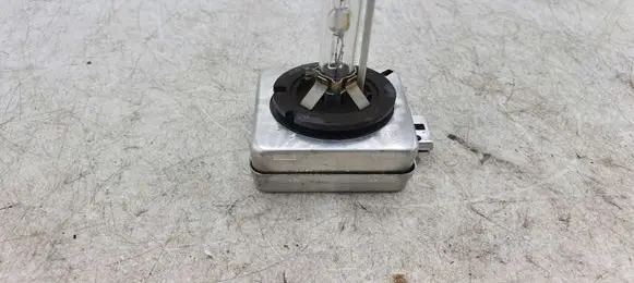 BMW 3 E46 Xenon bulb NOCODE
