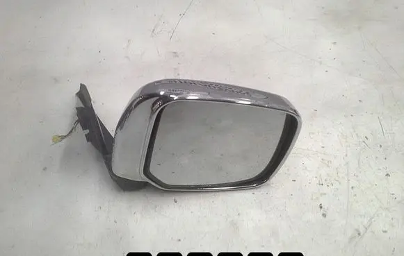 Mitsubishi L200 Front door electric wing mirror