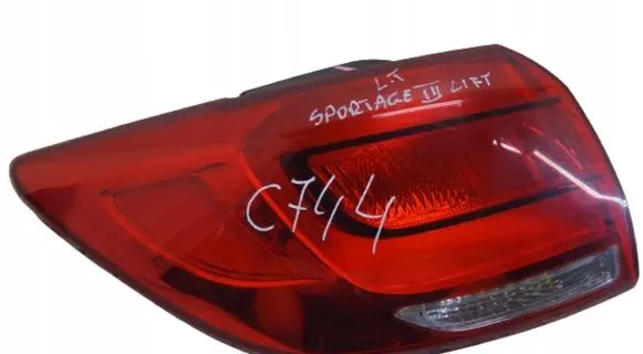 KIA Sportage Rear/tail lights 924013W5
