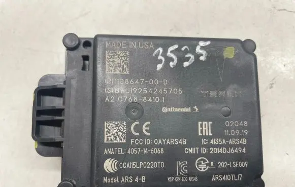 Tesla Model 3 Distronic sensor radar 110864700D P110864700D