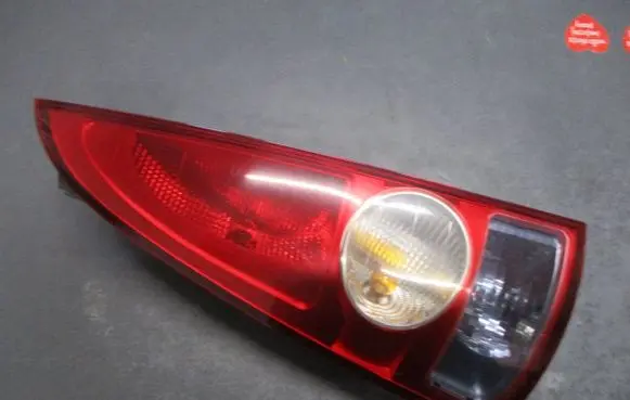 Renault Espace IV Rear/tail lights 8200027153