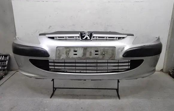 Peugeot 307 Front bumper