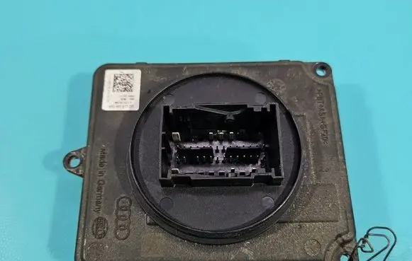 Audi A4 S4 B9 8W LED ballast control module 4K0941572DD IMPRK1571924
