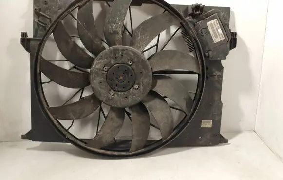Mercedes-Benz E W211 Air conditioning (A/C) fan (condenser) A2115000493 885001749