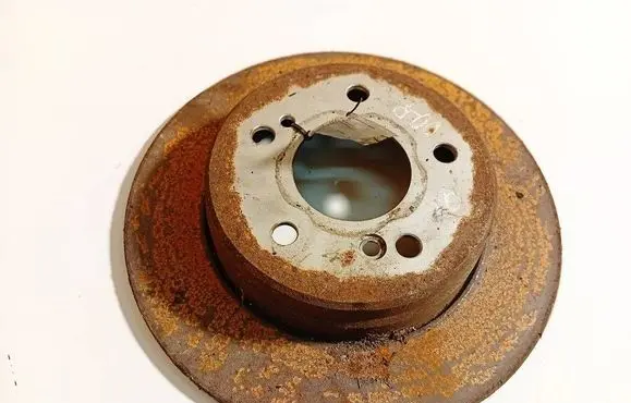 Mercedes-Benz C W203 Rear brake disc NEVENTILIUOJAMAS
