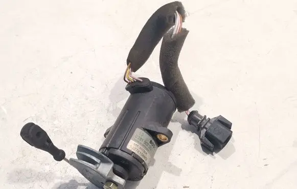 Volkswagen Golf IV Accelerator pedal position sensor 1J2721568G 0281002267