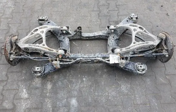 Mercedes-Benz R W251 Rear axle beam 
