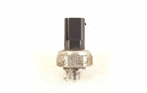 Mercedes-Benz E W212 Air conditioning (A/C) pressure sensor 0045429018 2205420118