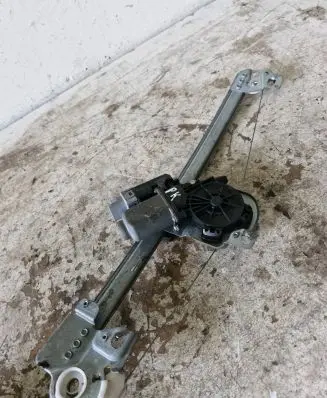 Citroen C3 Front door window regulator with motor 
